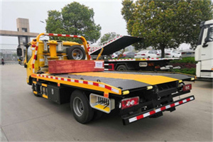 蚌山道路救援拖车报价