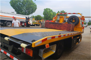 蚌山附近拖车电话号码服务