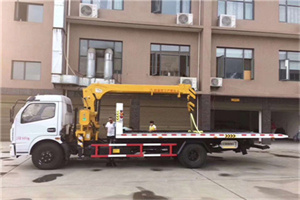 蚌山附近汽车轮胎更换