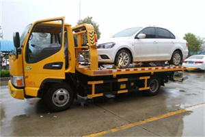 蚌山附近拖车救援24小时服务热线